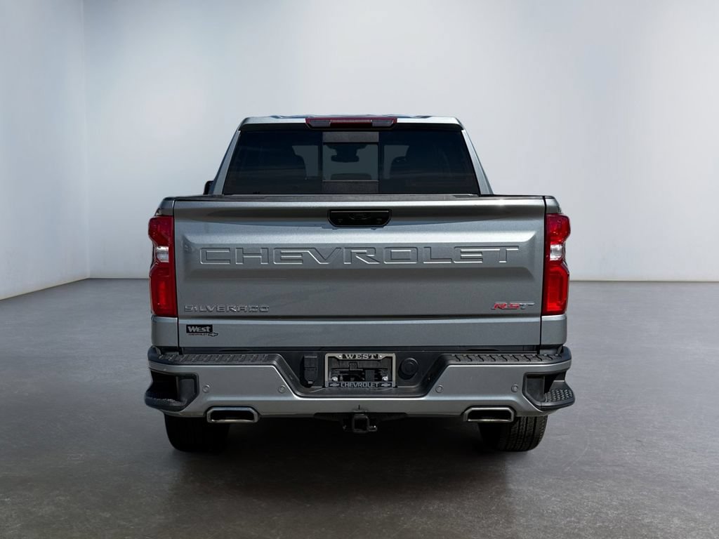 Used 2024 Chevrolet Silverado 1500 RST w/ Convenience Package II AWD/4WD image 4