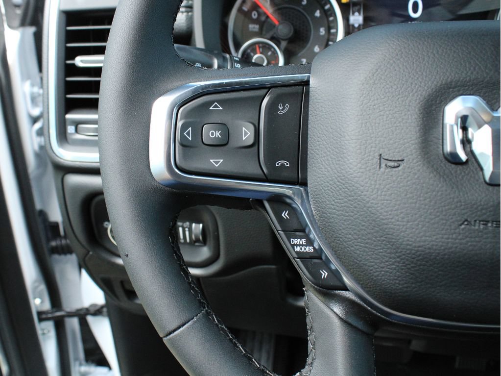 New 2026 RAM 1500 Laramie AWD/4WD image 16