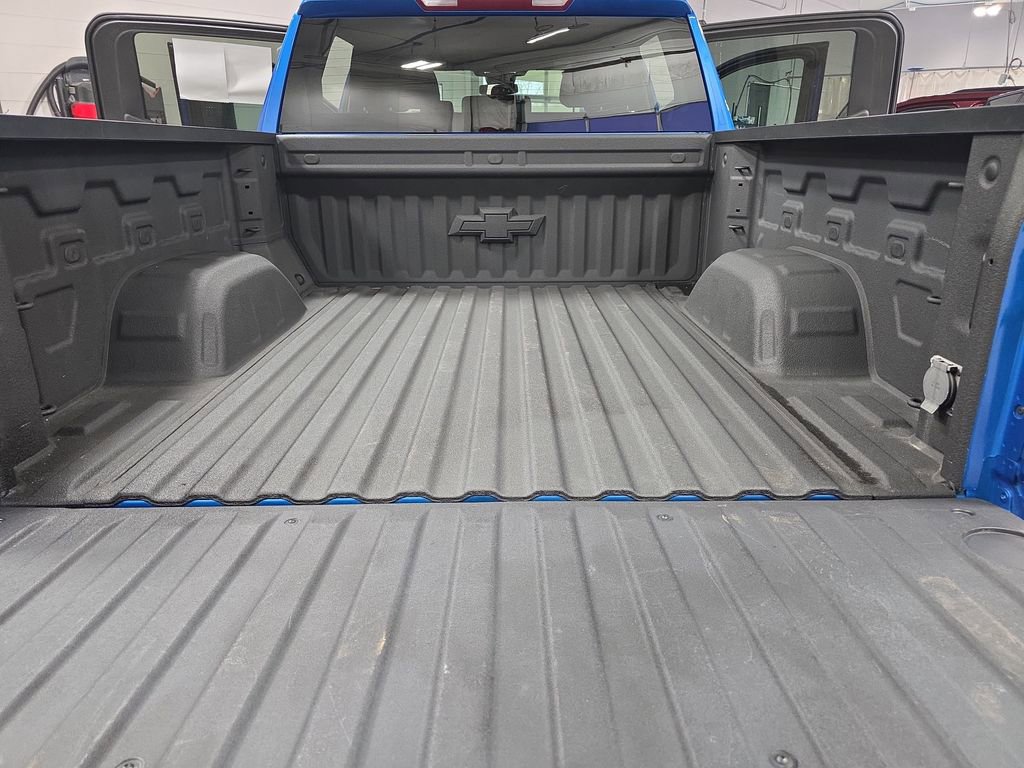 Certified 2023 Chevrolet Silverado 1500 RST AWD/4WD image 12