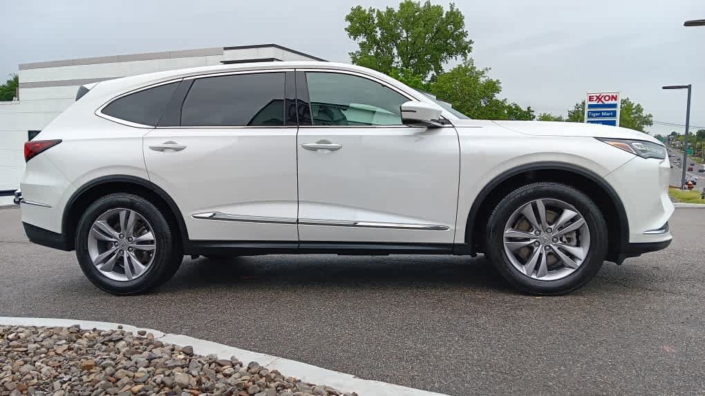 Used 2023 Acura MDX SH-AWD image 7