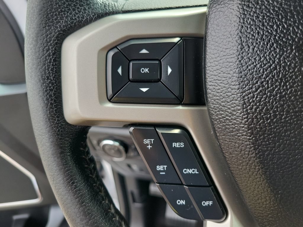 Used 2016 Ford F150 Lariat w/ Equipment Group 502A Luxury AWD/4WD image 24