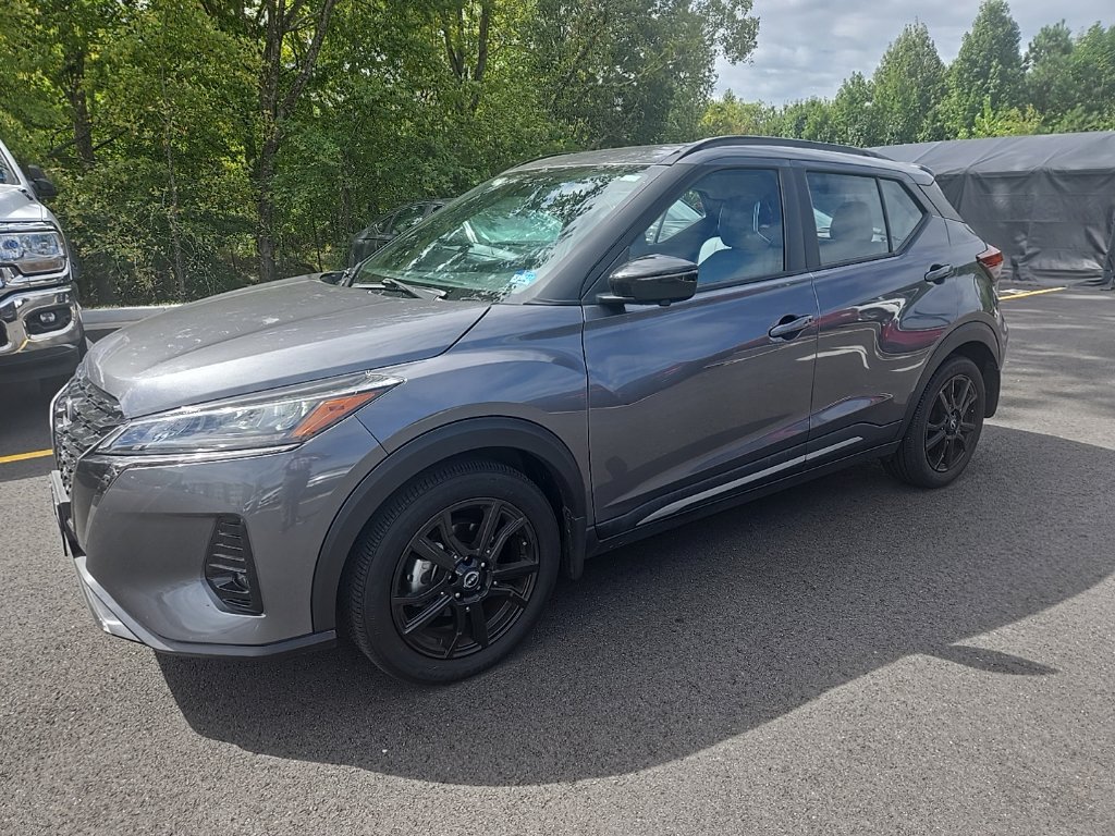 Used 2024 Nissan Kicks SR w/ SR Premium Package FWD image 1