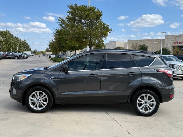 Used 2018 Ford Escape SE FWD image 38