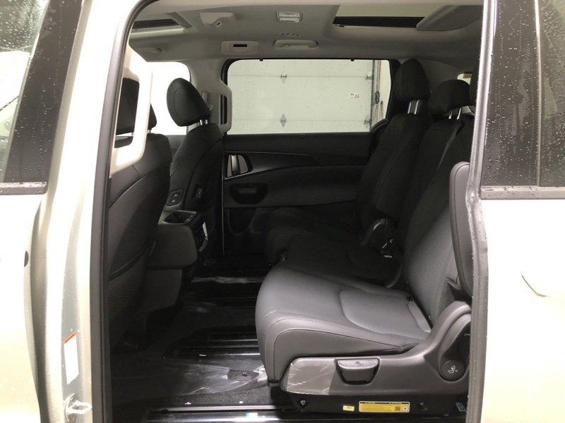 New 2026 Kia Carnival SX Prestige image 17