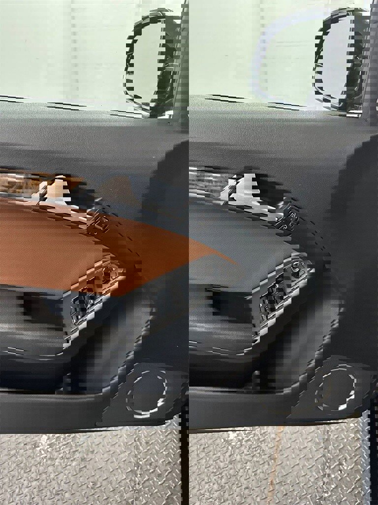 Used 2011 Audi A5 2.0T Premium Plus image 9