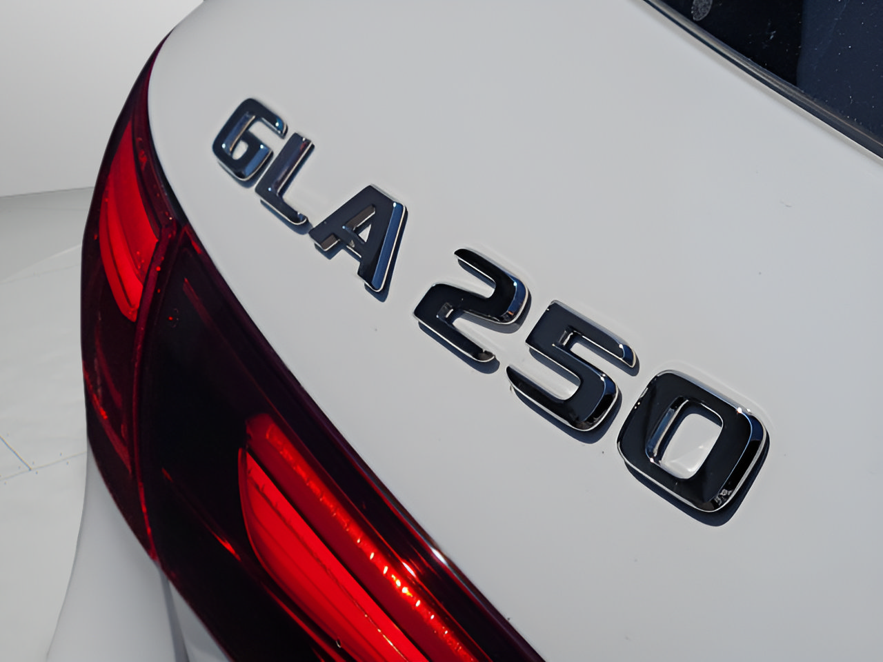 Certified 2026 Mercedes-Benz GLA 250 image 24