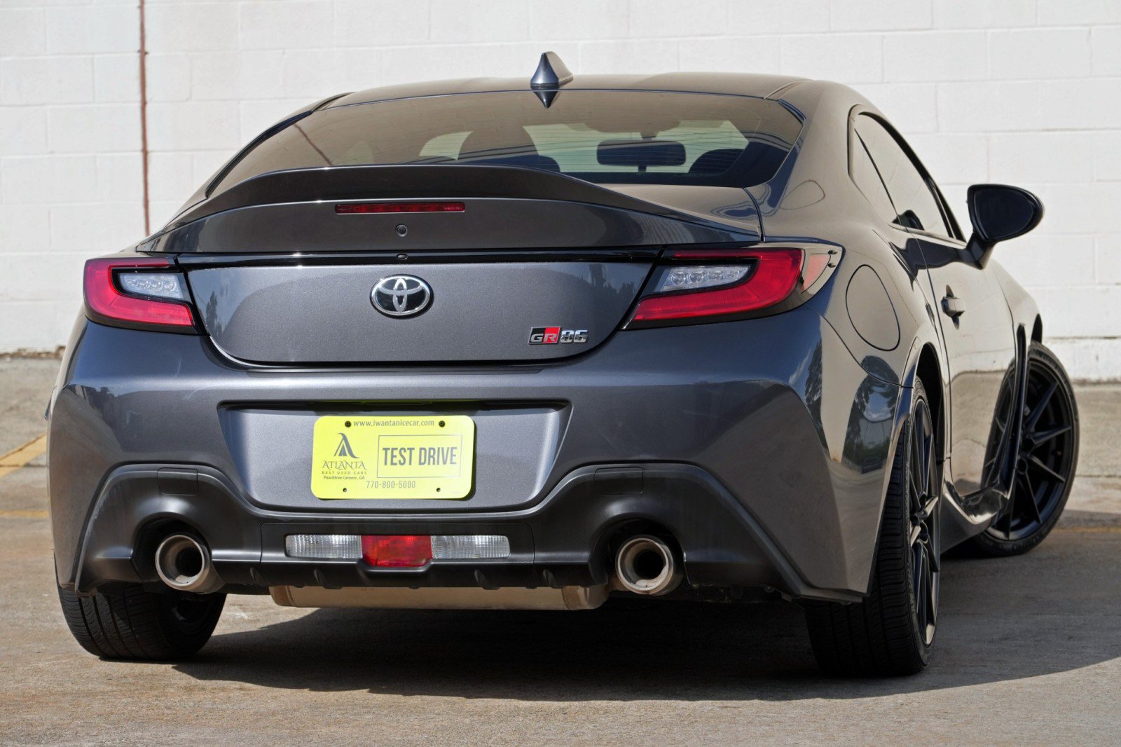 Used 2022 Toyota GR86 Premium w/ ALL Weather Mat Package (TMS) RWD image 4