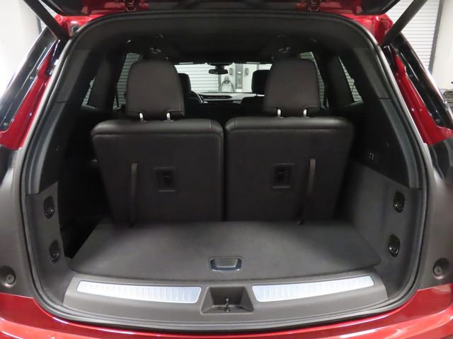 Certified 2025 Cadillac XT6 Luxury image 24