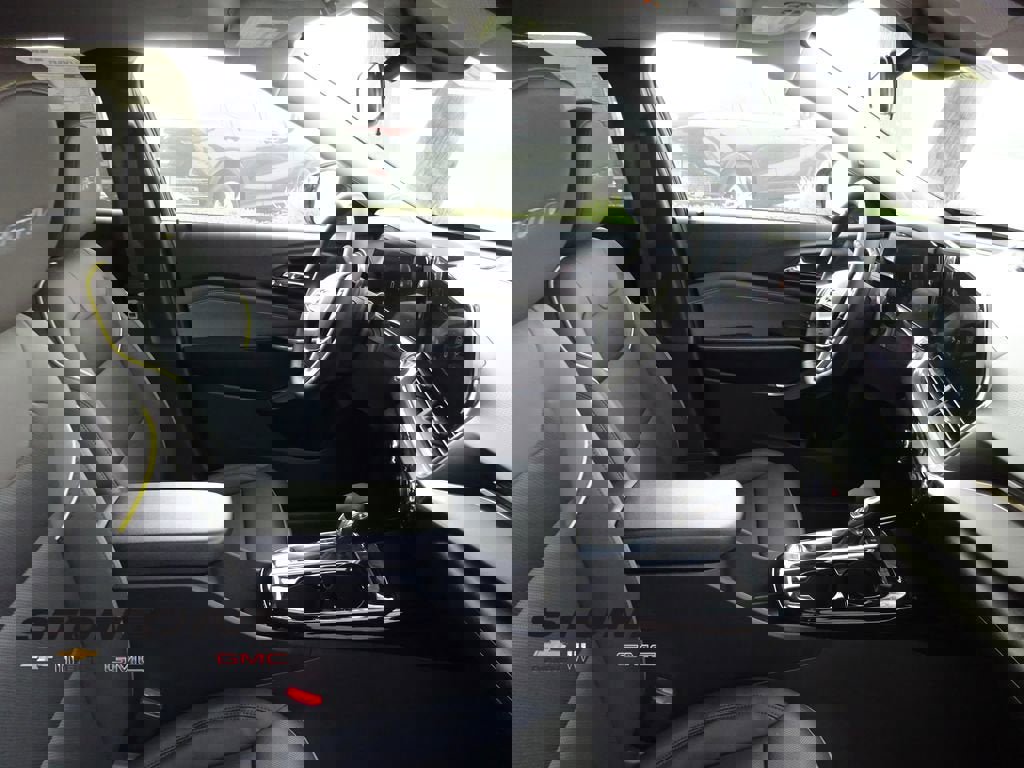 New 2026 Chevrolet Trax ACTIV w/ Driver Confidence Package image 16