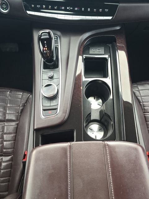 Used 2021 Cadillac Escalade Sport Platinum image 40