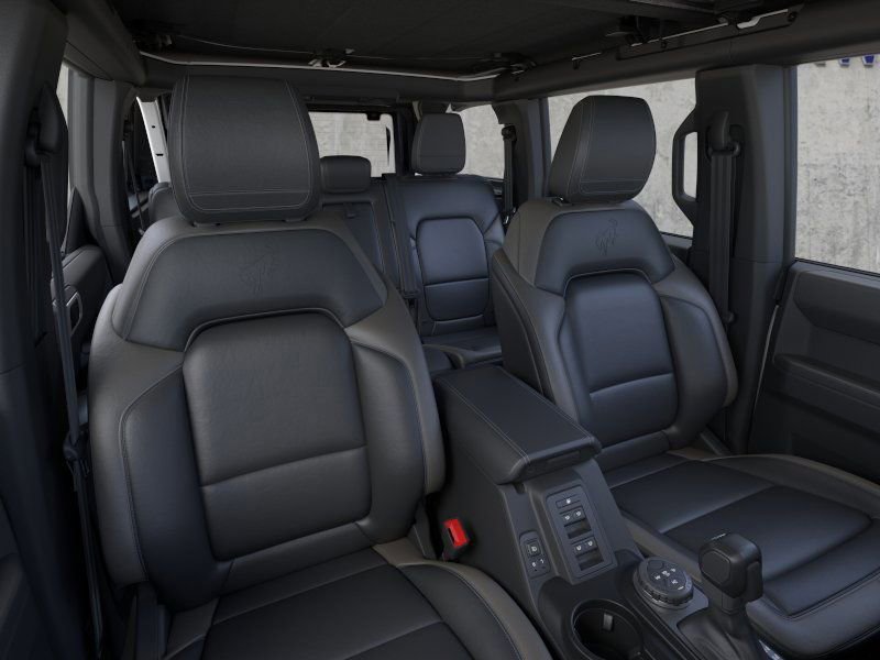 New 2025 Ford Bronco Outer Banks image 13