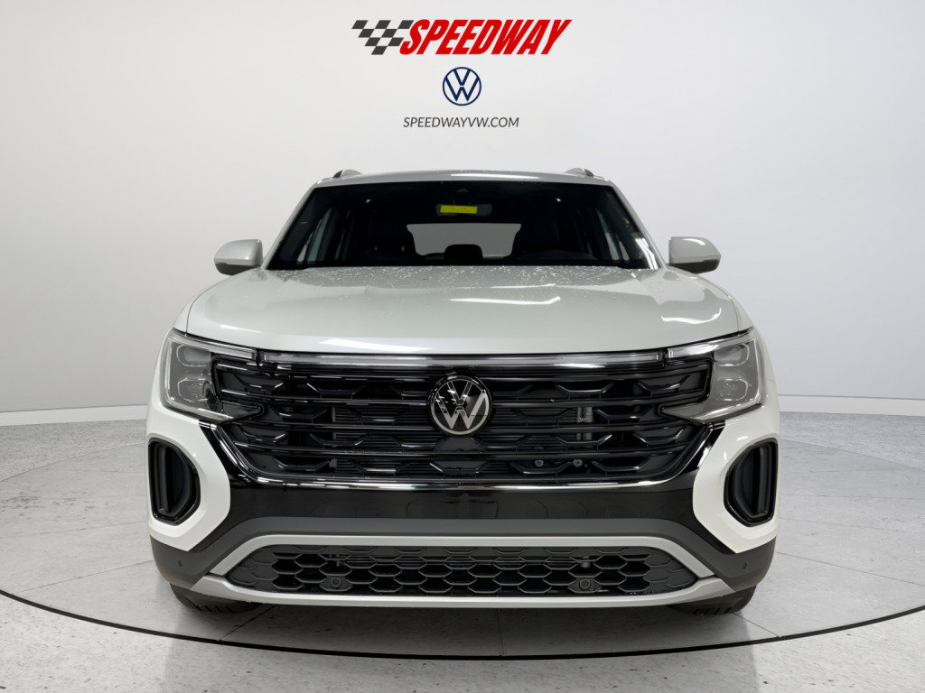 New 2026 Volkswagen Atlas Cross Sport SE image 2