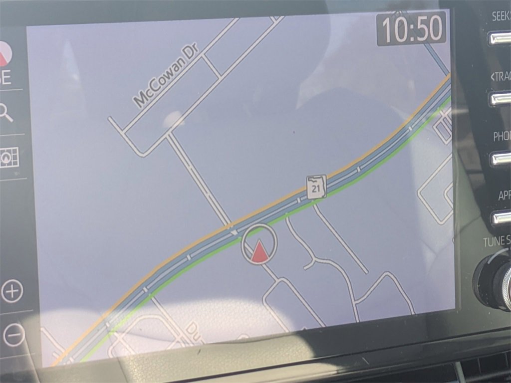 Used 2021 Toyota Sienna XLE w/ XLE Plus Package image 25