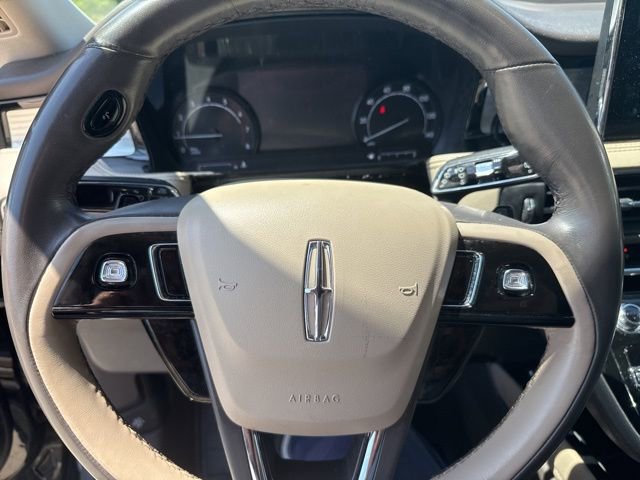 Used 2021 Lincoln Corsair FWD image 11