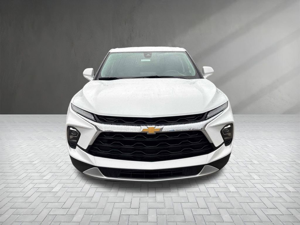 Used 2025 Chevrolet Blazer LT image 8