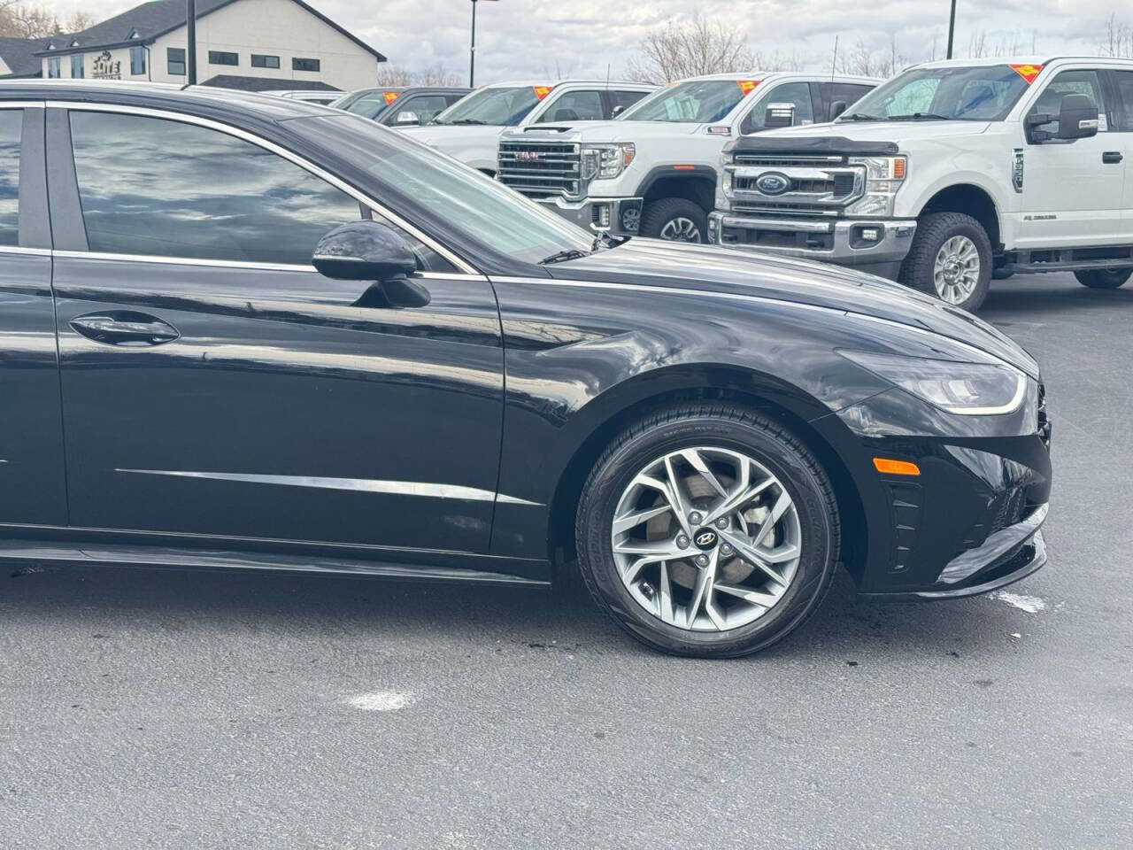 Used 2023 Hyundai Sonata SEL image 4