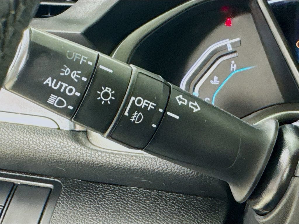 Used 2017 Honda Civic Touring image 15