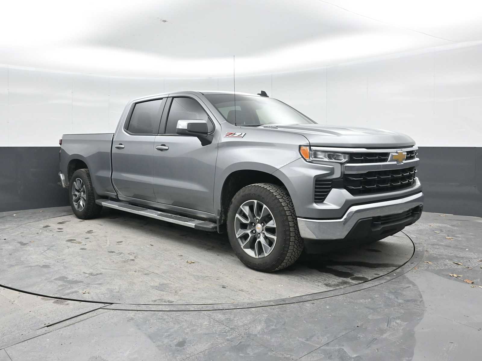 Used 2026 Chevrolet Silverado 1500 LT w/ Z71 Off-Road Package AWD/4WD image 7