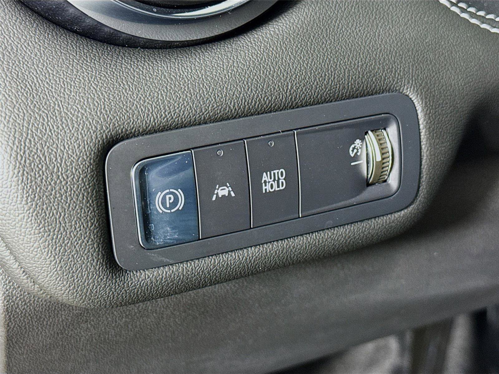 Used 2024 Chevrolet Blazer EV LT image 11