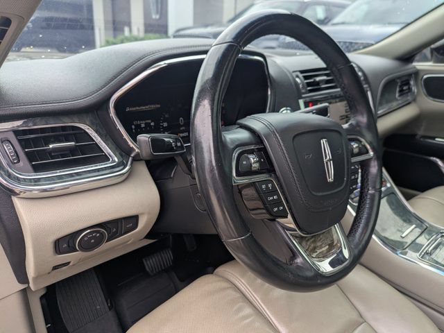 Used 2017 Lincoln Continental Reserve w/ Climate Package AWD/4WD image 11