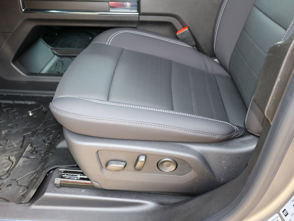 New 2026 GMC Hummer EV 3X w/ Carbon Fiber Edition Package image 15