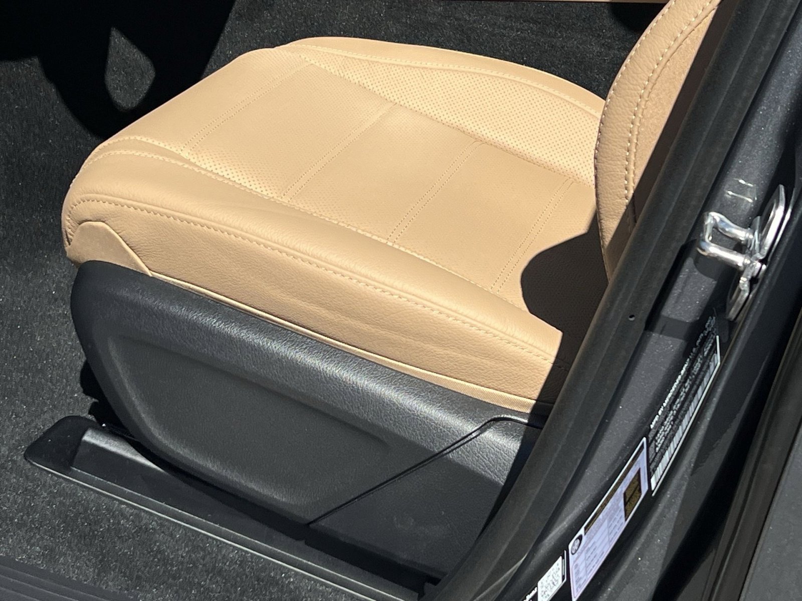 New 2026 Mercedes-Benz GLS 450 4MATIC image 12