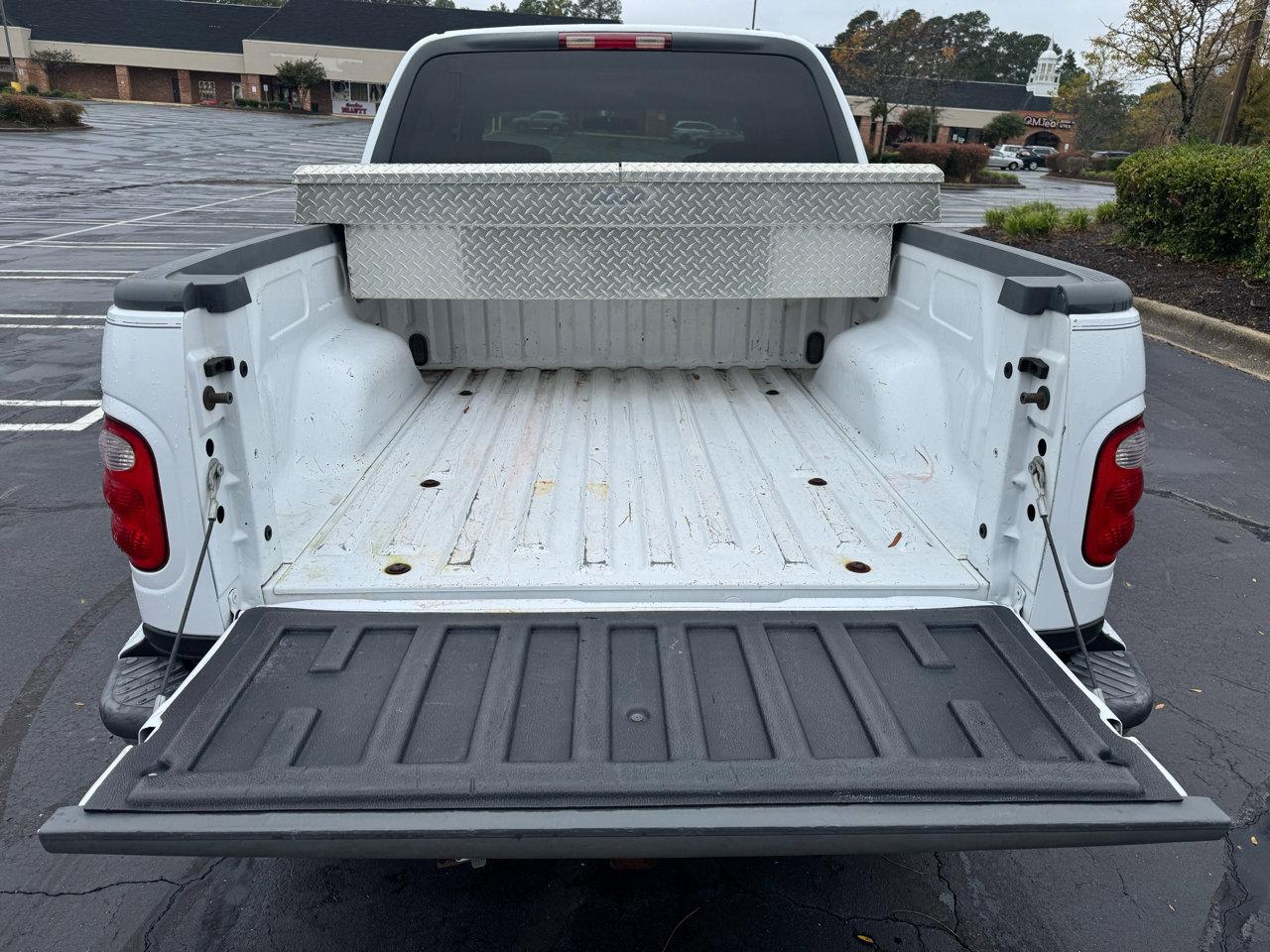 Used 2001 Ford F150 XLT image 5