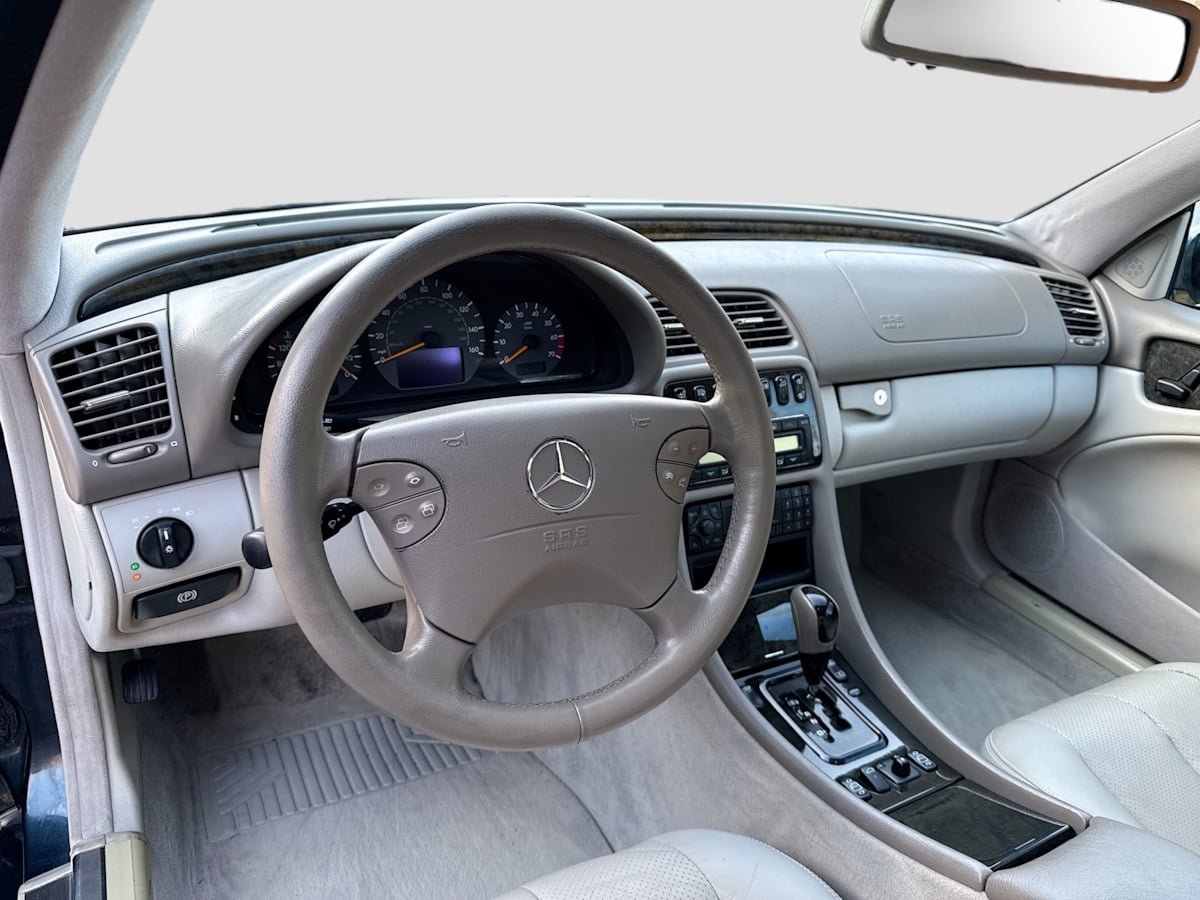 Used 2001 Mercedes-Benz CLK 430 Coupe image 9