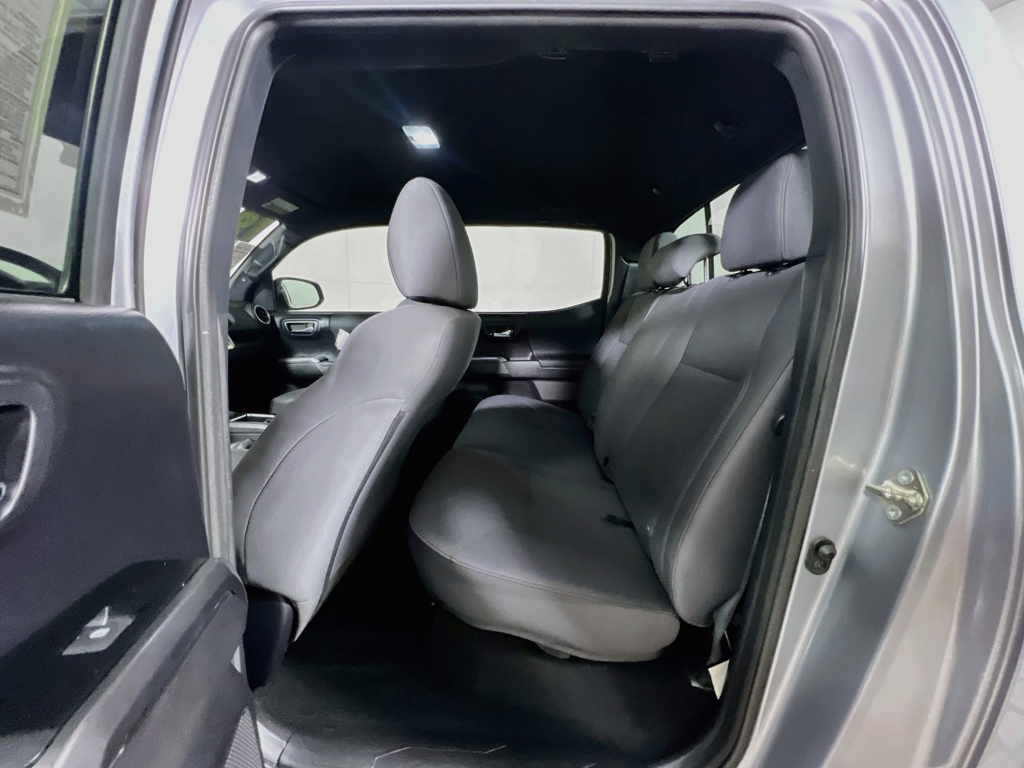 Used 2019 Toyota Tacoma TRD Sport RWD image 29
