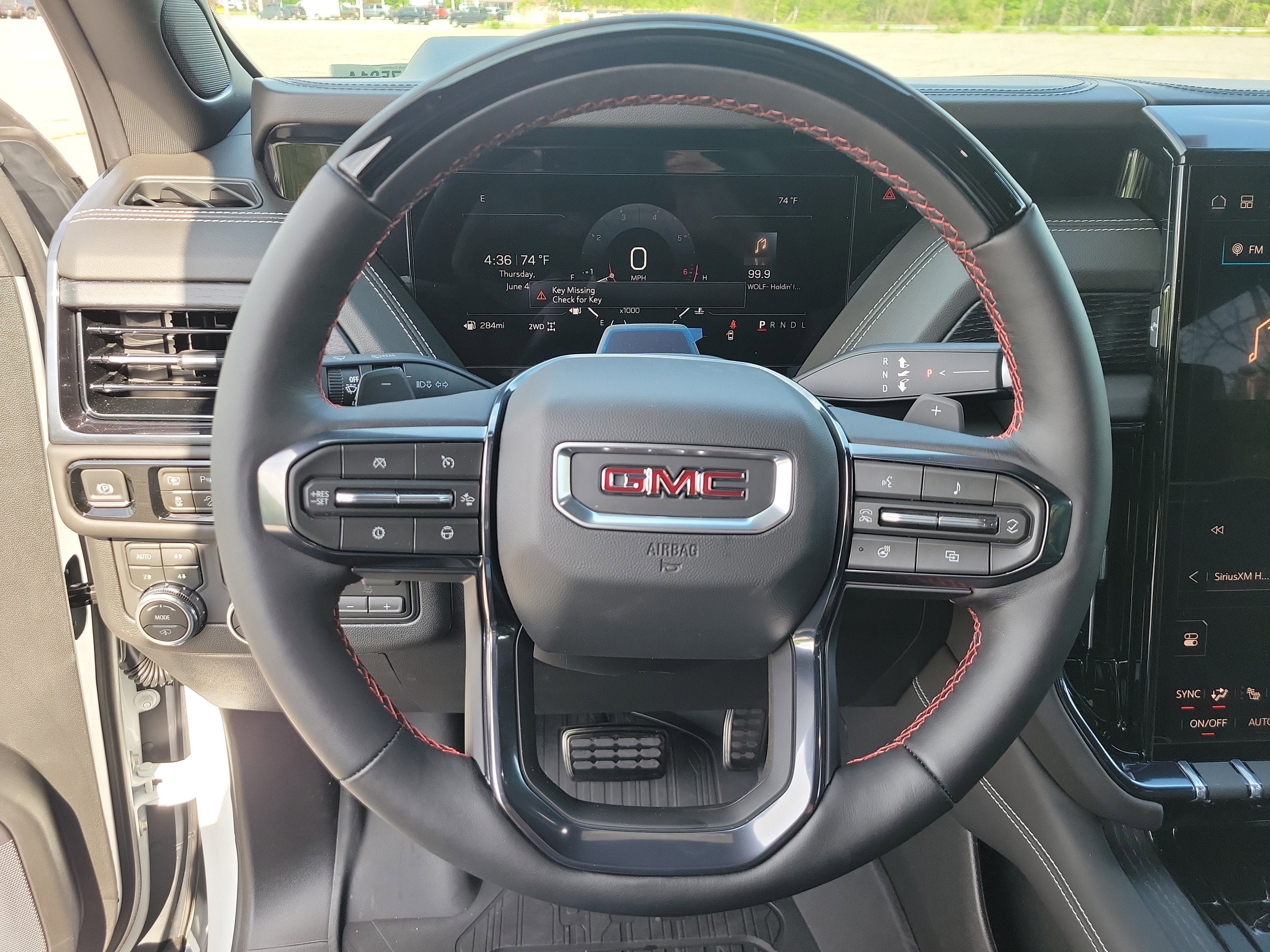 New 2026 GMC Yukon AT4 Ultimate w/ LPO, Floor Liner Package AWD/4WD image 20