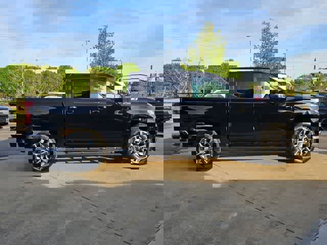 Used 2025 Chevrolet Silverado 1500 LT w/ All Star Edition Plus AWD/4WD image 10