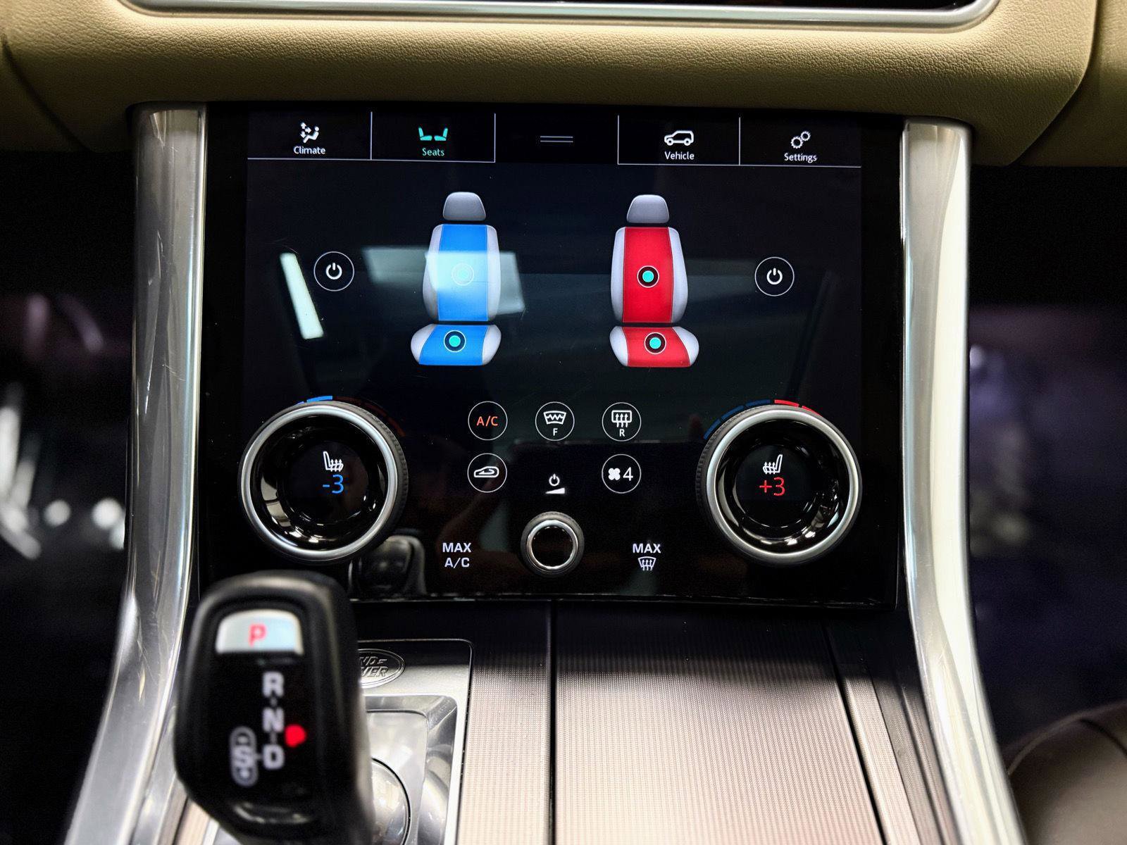 Used 2020 Land Rover Range Rover Sport HSE image 24