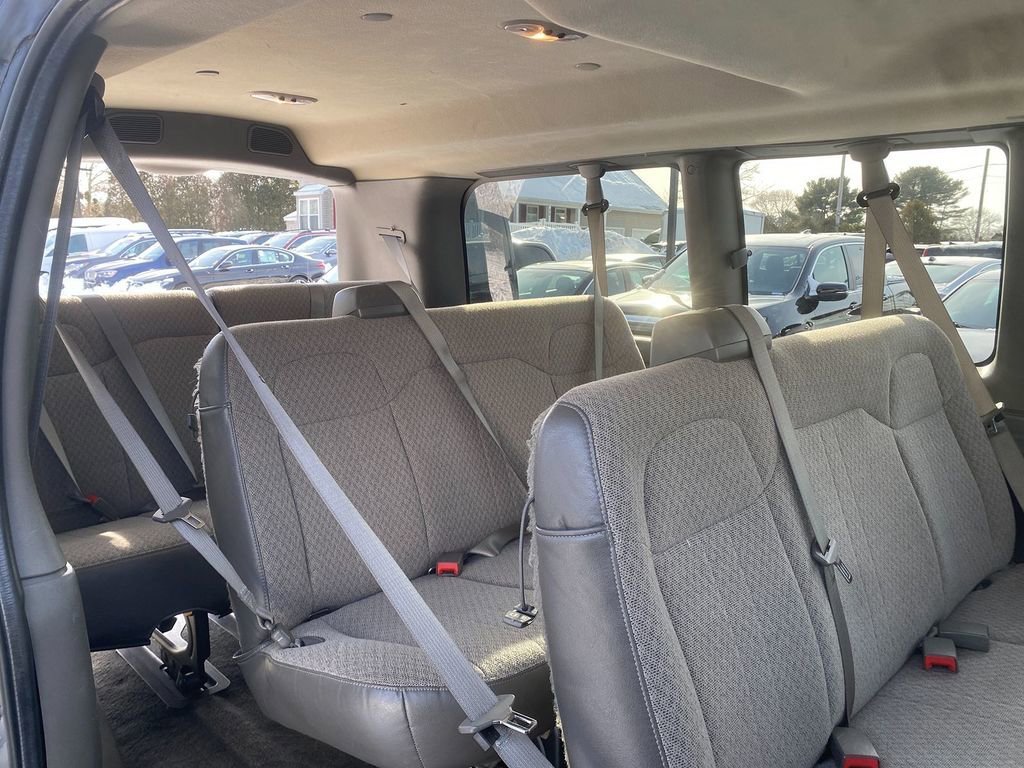 Used 2016 Chevrolet Express 2500 LS image 26