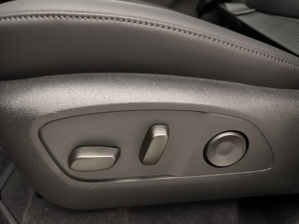 New 2025 GMC Acadia Elevation w/ Elevation Premium Package image 22