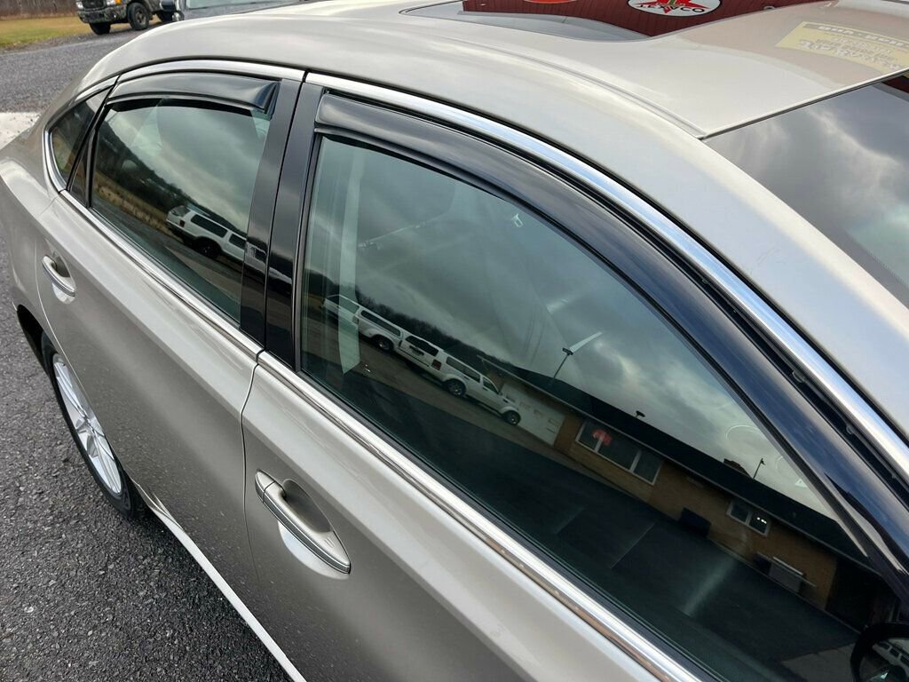 Used 2013 Toyota Avalon image 10