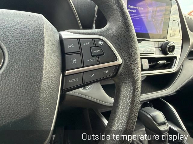 Used 2023 Toyota Highlander L FWD image 33