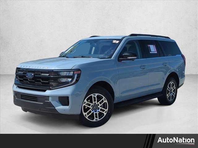 Used 2025 Ford Expedition Active