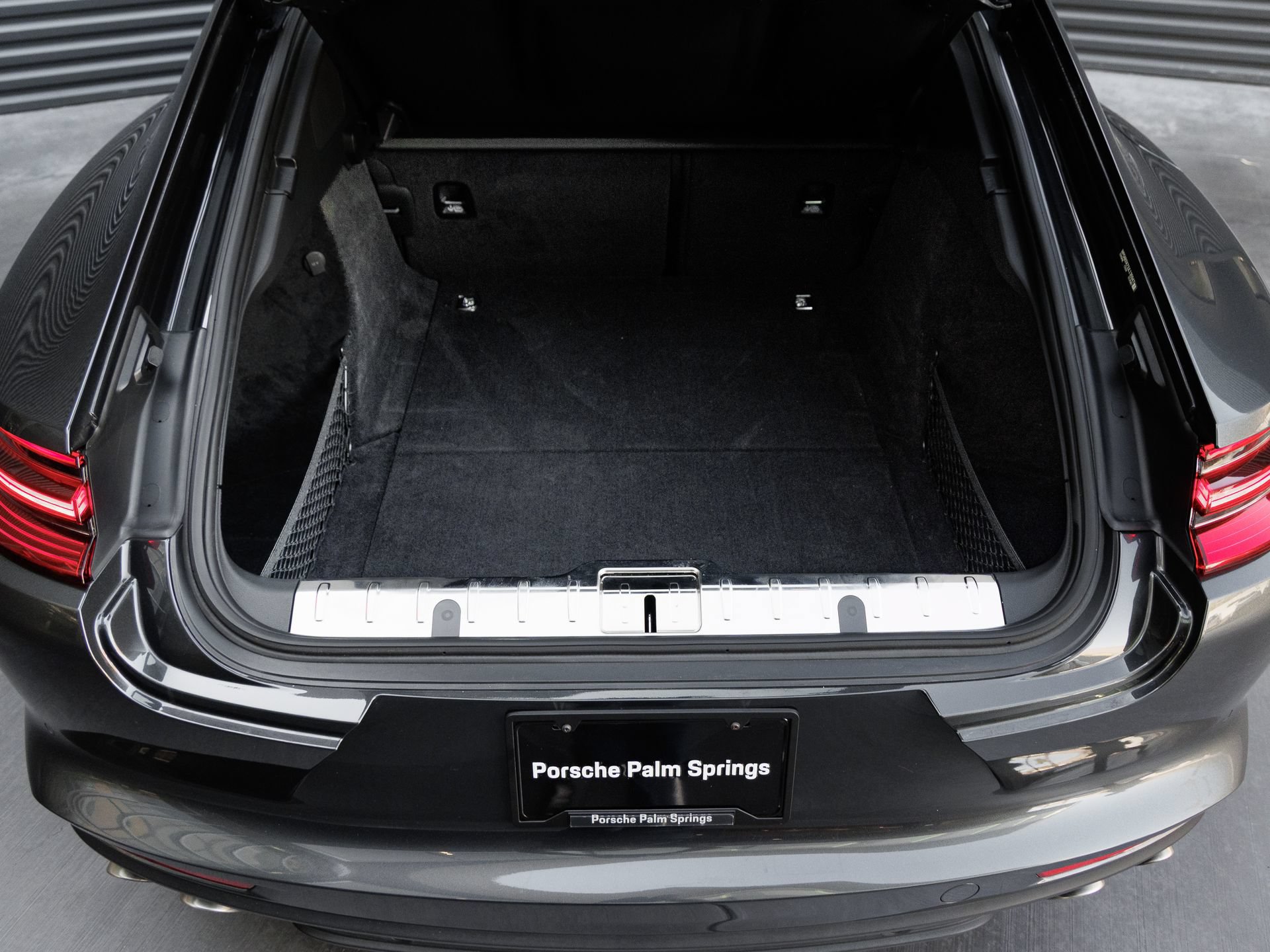 Certified 2018 Porsche Panamera 4S AWD/4WD image 27