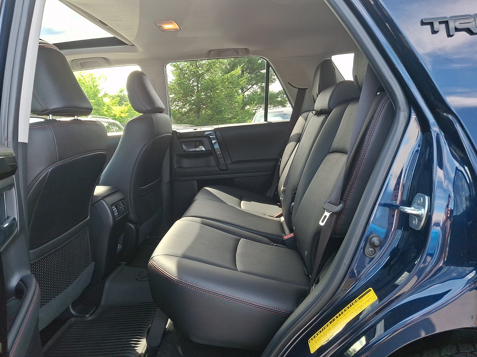 Used 2023 Toyota 4Runner TRD Off-Road Premium w/ Off Road Premium Plus Package AWD/4WD image 11
