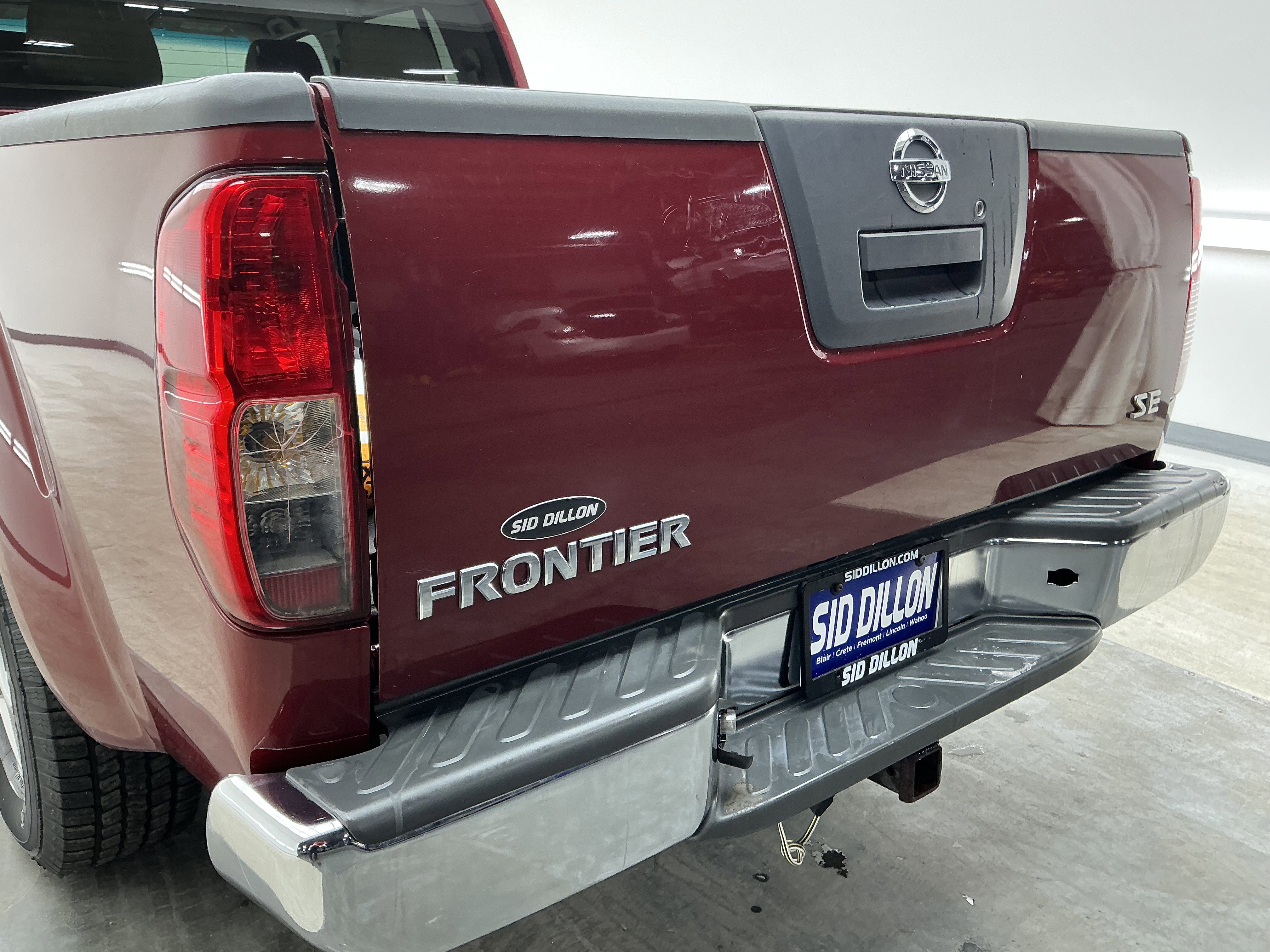Used 2008 Nissan Frontier SE image 19