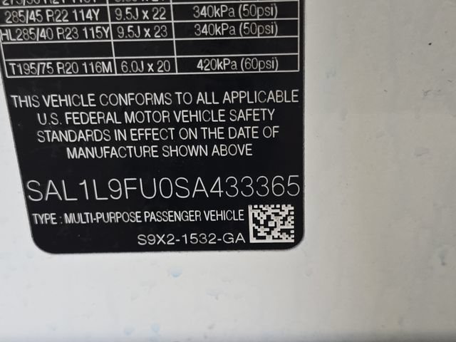 Certified 2025 Land Rover Range Rover Sport Dynamic SE AWD/4WD image 37
