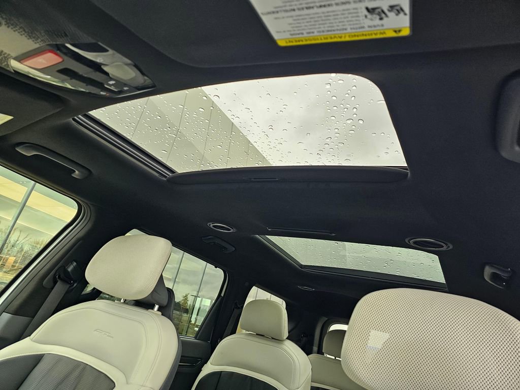 Used 2024 Kia EV9 GT-Line image 23