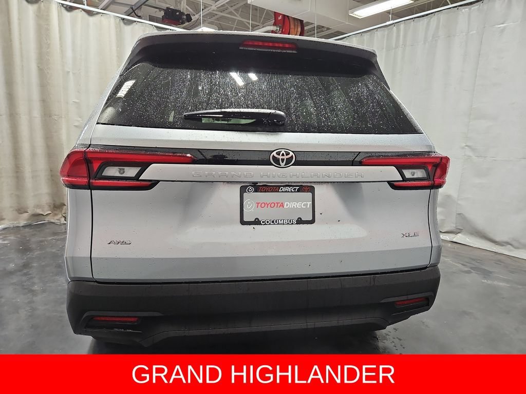 New 2026 Toyota Grand Highlander AWD image 6