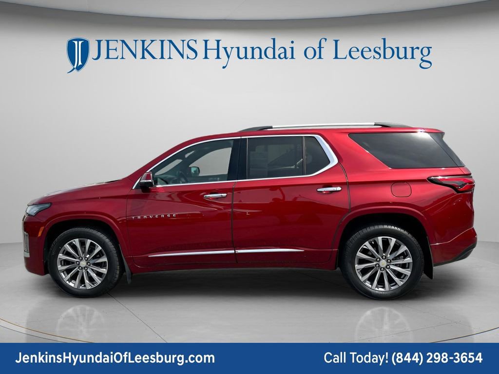 Used 2022 Chevrolet Traverse Premier FWD image 9