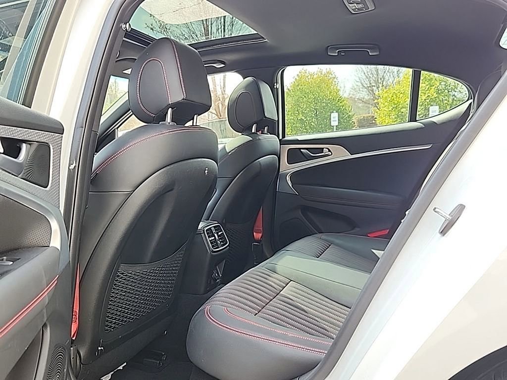 Used 2023 Genesis G70 2.0T w/ Sport Prestige Package image 16