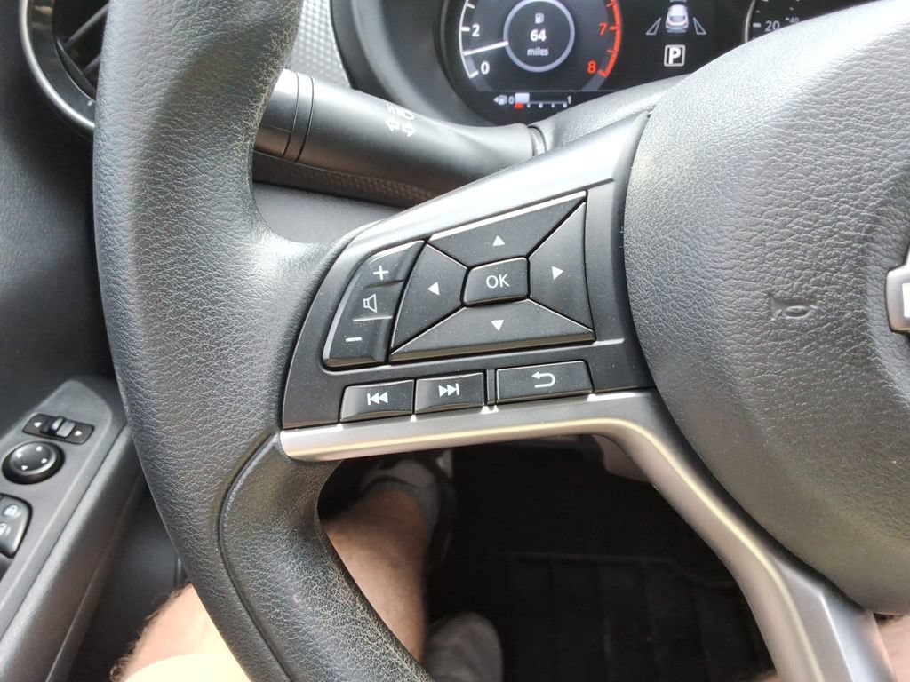 Used 2023 Nissan Kicks SV FWD image 27