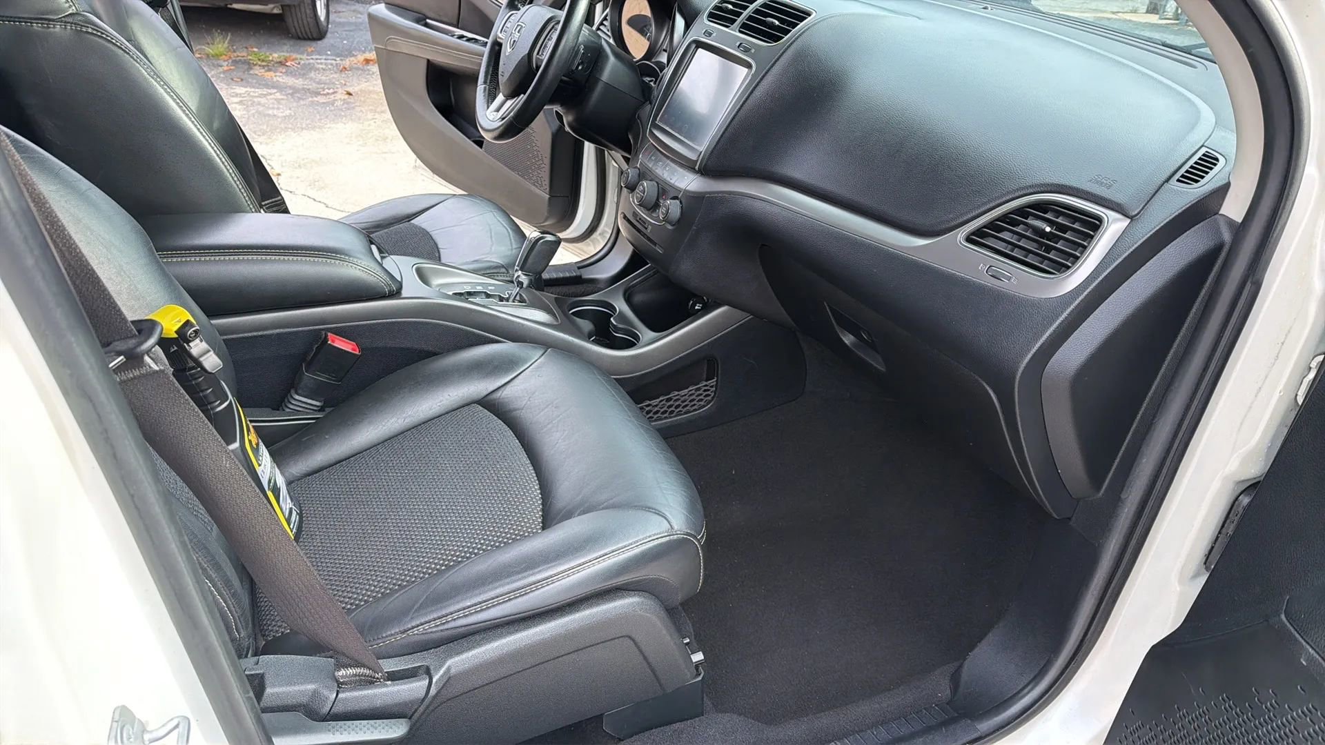 Used 2017 Dodge Journey Crossroad w/ Popular Equipment Group image 33