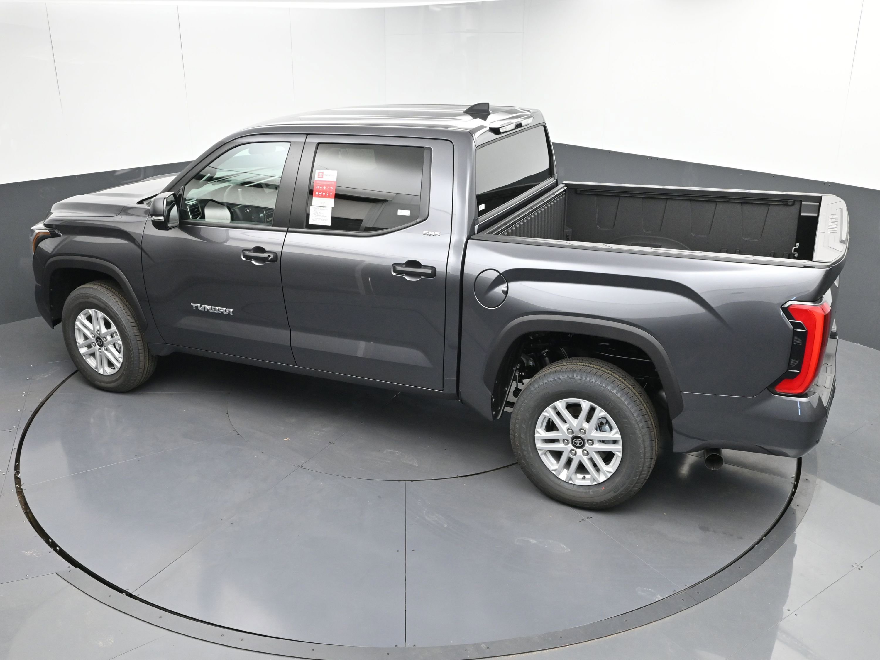 Used 2025 Toyota Tundra SR5 image 33