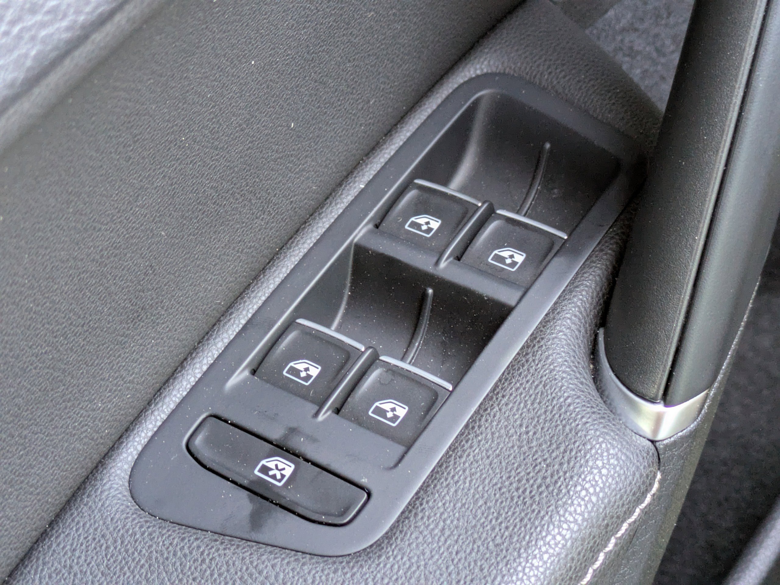 Used 2019 Volkswagen Golf R 4DR HB DSG W/DCC/ image 24