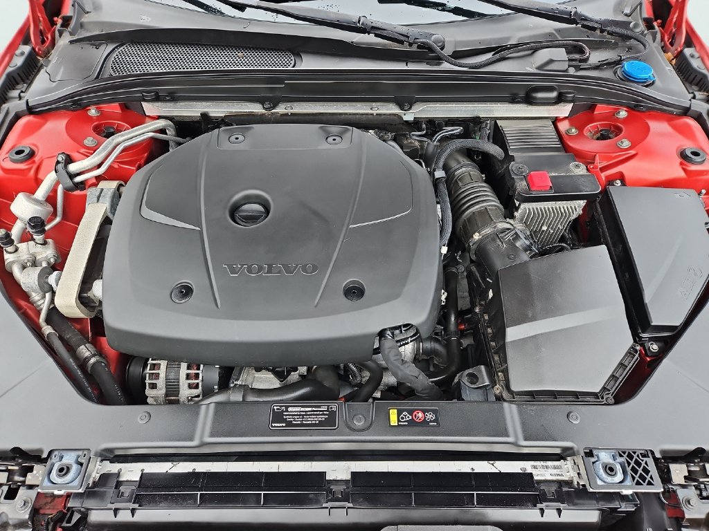 Used 2019 Volvo S60 T6 Momentum AWD/4WD image 33
